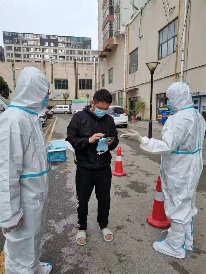 5（地铁分公司防疫人员）.jpg